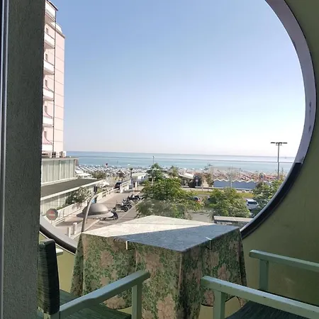 Hotel Sorriso - Molto Di Stella Riccione