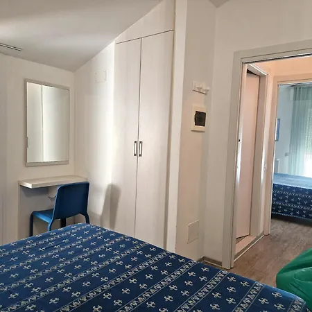 Sorriso - Molto Di Stella Hotel Riccione