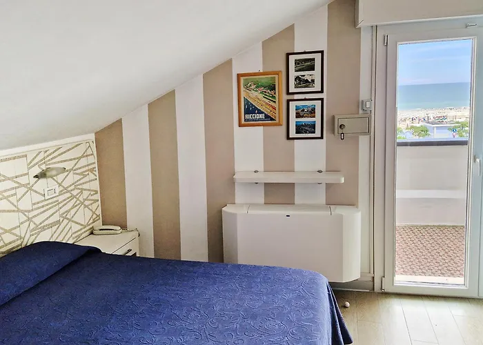 Sorriso - Molto Piu Di Stella Riccione